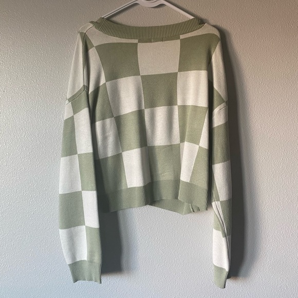 Medium Green Garage Sweater - Picture 2 of 3